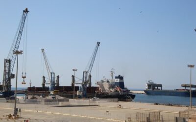 El Puerto de Motril atiende su primer atraque simultáneo de cuatro buques