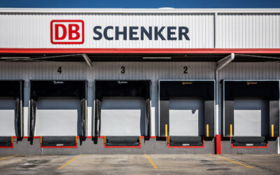 DB Schenker firma un acuerdo con Repsol para avanzar hacia una logística más sostenible con combustible renovable