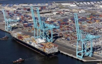 El tráfico portuario español roza los 182 millones de toneladas pese a la caída global del comercio