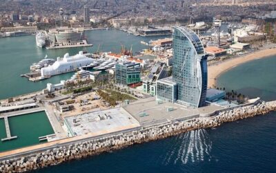 El Gobierno impulsa la expansión del Puerto de Barcelona con nuevos atraques para graneles líquidos