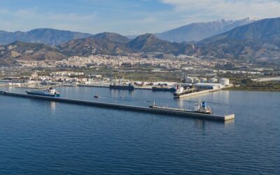 Motril impulsa la movilidad sostenible en el puerto con nuevos vehículos eléctricos para su policía portuaria