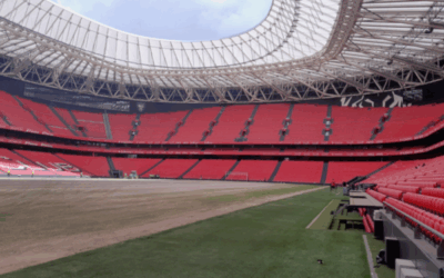 Primafrio mueve césped natural para estadios y complejos deportivos en Europa