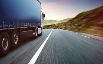 Navarra aprueba la nueva red oficial de rutas para megacamiones y sustituye la normativa anterior
