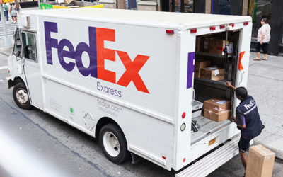FedEx lanza entregas en el mismo día con OneRail en plena competencia por la rapidez en el ecommerce