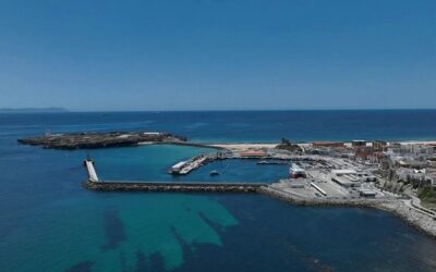 Algeciras y Ningbo sellan una alianza para desarrollar una ruta marítima baja en emisiones