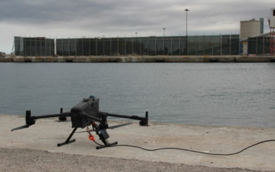 El puerto de Alicante prueba sistemas de batimetría con drones para optimizar la gestión de sus operaciones