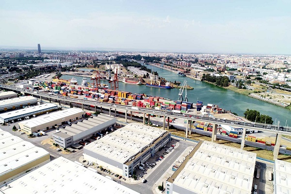 El Puerto de Sevilla saca a licitación las obras para ampliar la red ferroviaria hasta la Terminal de Líquidos