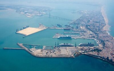 Los cruceros impulsan al Puerto de Cádiz, que supera los 331.000 pasajeros hasta julio